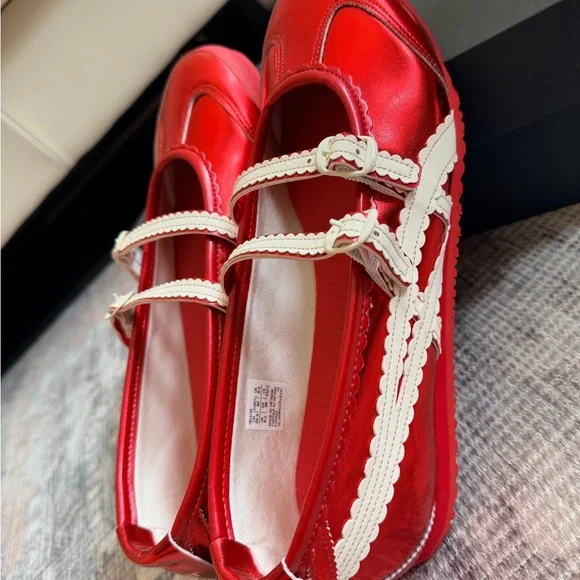 Onitsuka Mexico 66 Tgrs Red Women's Mary Jane Flats with Cream Trim - Picture 4 of 9